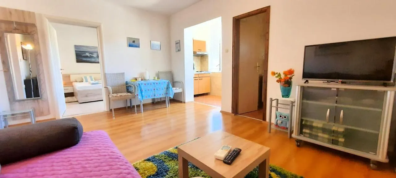 Apartment Lucija 크르크 0*,  크로아티아